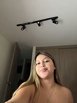 XXX chat uživo modela lunablossom_
