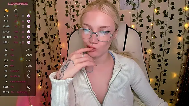 AnyaTaylor_ – Naživo XXX chat