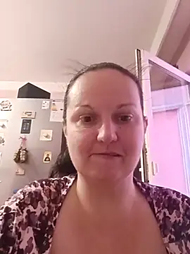 BustyLadyAlma Webcam show