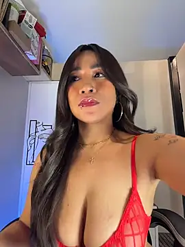 AsianMilfSheryl Obrolan Langsung XXX