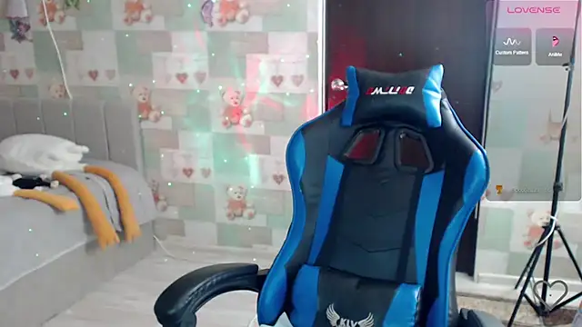 Korolek12 – webcam-show