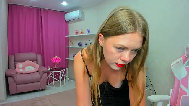 Strawberrye's Live XXX Chat