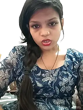 XXX chat uživo modela Komal0099