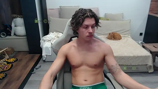 Sunny-Girl1 Adlı Modelin Canlı XXX Sohbeti