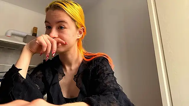 EmilyHein's Live XXX Chat