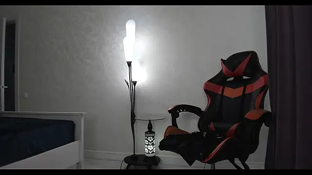 Chat +18 de Missykitty01 ao vivo