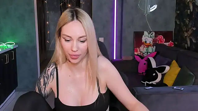 Chatroom XXX en direct de Blckmirrorr