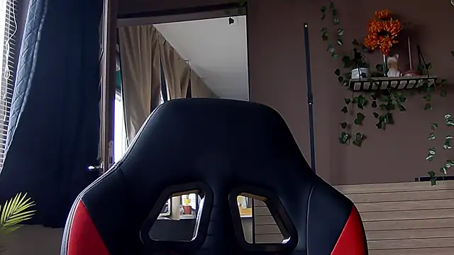 karo123421's Live XXX Chat