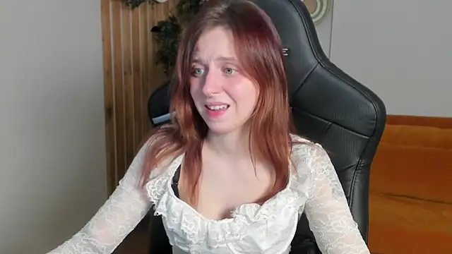 FreyaVey Chat XXX in diretta