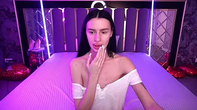 Snow_WhiteeeX 即時 XXX 聊天