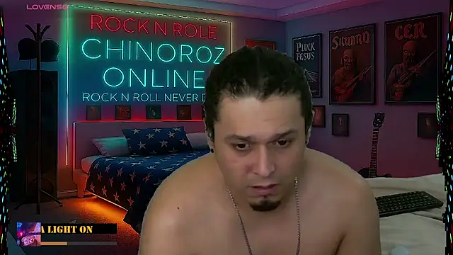 Show modela chino_roz na web-kameri