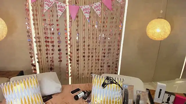 sabrina_shark_: απευθείας συνομιλία ΧΧΧ