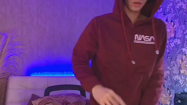 nova_salvatore Chat XXX live