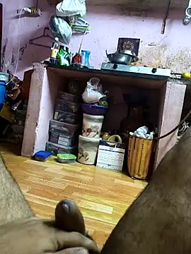 Vickyrajput009 Adlı Modelin Canlı XXX Sohbeti