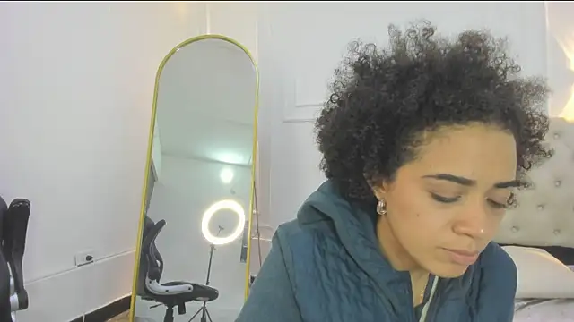 charlotte_dante212's Live XXX Chat