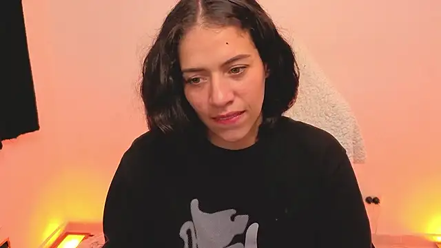 daniela_rivasthlのライブXXXチャット