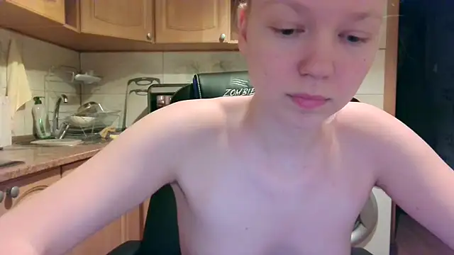 Živý XXX chat BabyyDolll_