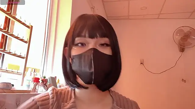 Tieu-May's Live XXX Chat