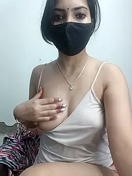 PUNAM456 Chat XXX in diretta