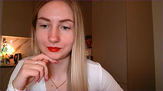 Chat XXX en directo de BluueSilk