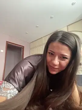 OnlyLeiLa: απευθείας συνομιλία ΧΧΧ