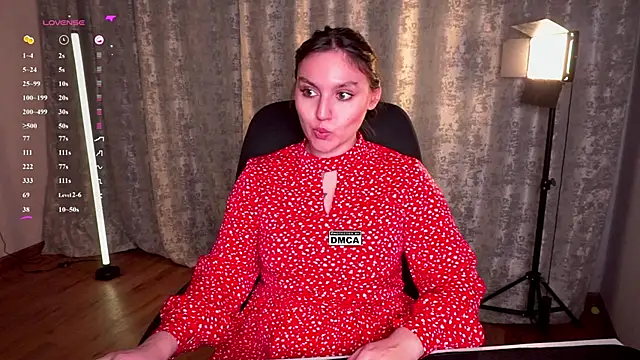 Chat +18 de Hoot_owl_cb ao vivo