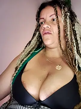 Eva_Luxei live XXX chat