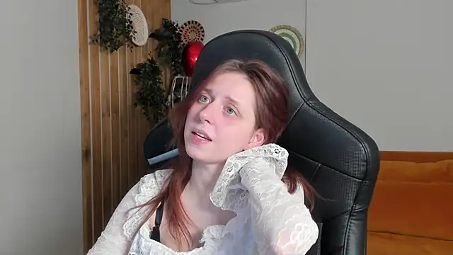 FreyaVey live XXX chat