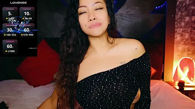 ElyaQuinn Pertunjukan Webcam