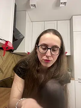 MartiniiSelenna's Live XXX Chat