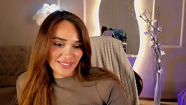 Kimberly_Chapman: о нлайн-секс-чат