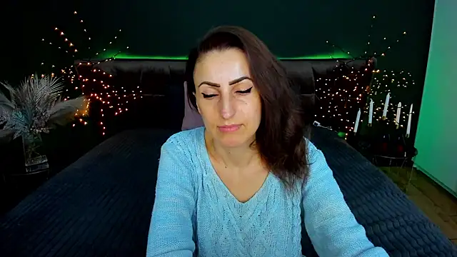 Rebecca_Diamond: онлайн-секс-чат