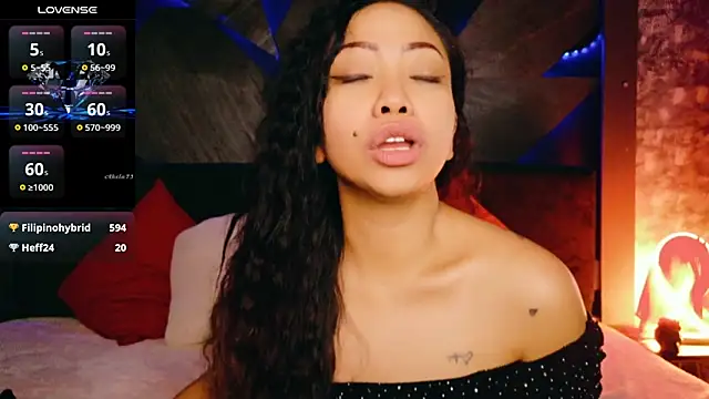 ElyaQuinn Webcam show