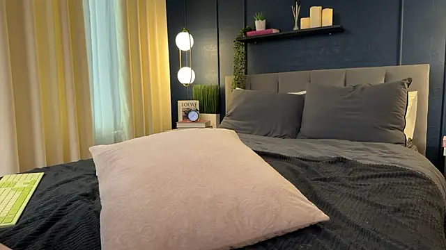 AdriaNochiのライブXXXチャット