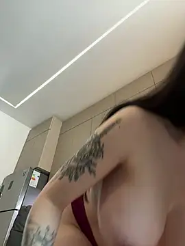 Wet__Bunny Chat XXX in diretta