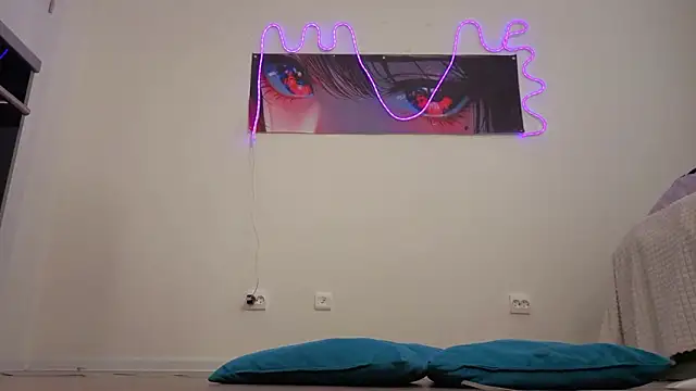 IamLuna2006 Adlı Modelin Canlı XXX Sohbeti