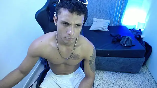 The_twinks_のライブXXXチャット