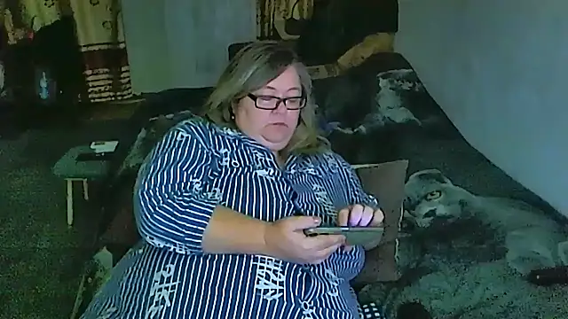 sex2 Adlı Modelin Canlı XXX Sohbeti