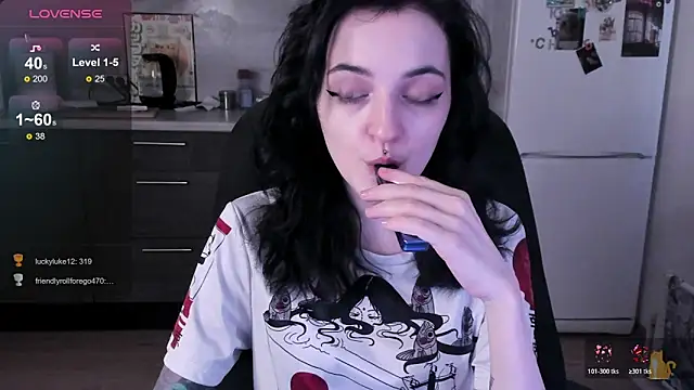 Chatroom XXX en direct de linaa__tyaan