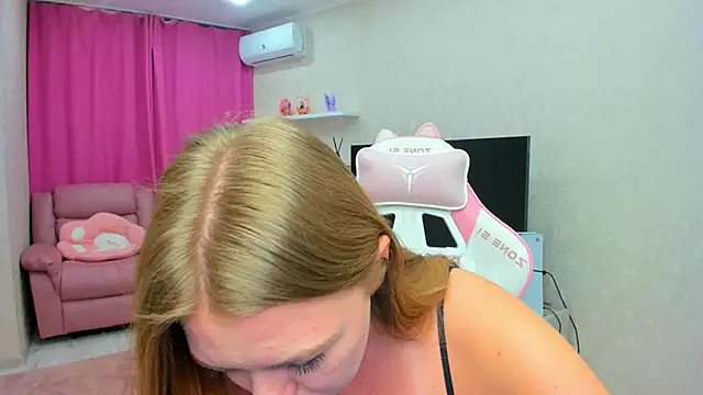 Strawberrye: онлайн-секс-чат