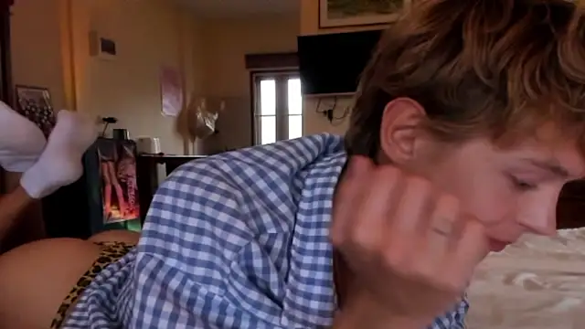 angleAndy Live XXX Chat