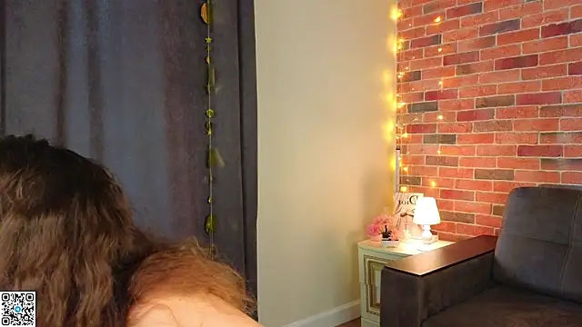 FoxFever live XXX chat