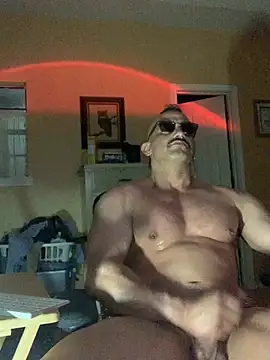 daddydonkey84: διαδικτυακό σόου στην κάμερα