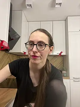 MartiniiSelenna Adlı Modelin Canlı XXX Sohbeti