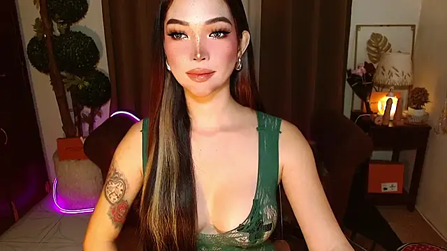 MouthWatering_Ayesha Show in webcam