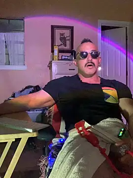 Pokazy przed kamerką – daddydonkey84