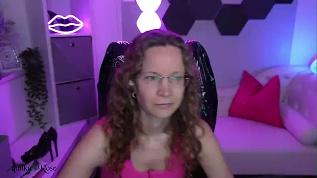 AnnikaRose লাইভ XXX চ্যাট