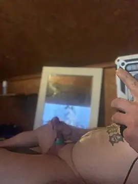 Ldnick69 Show in webcam