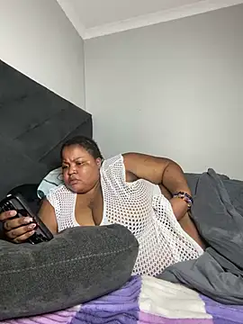 MissLola27 Show Webcam