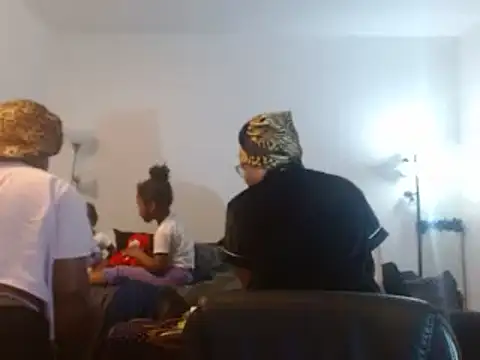 realninafame: онлайн-секс-чат